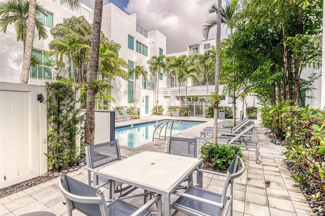 727 NE 4th Avenue, Fort Lauderdale, FL 33304