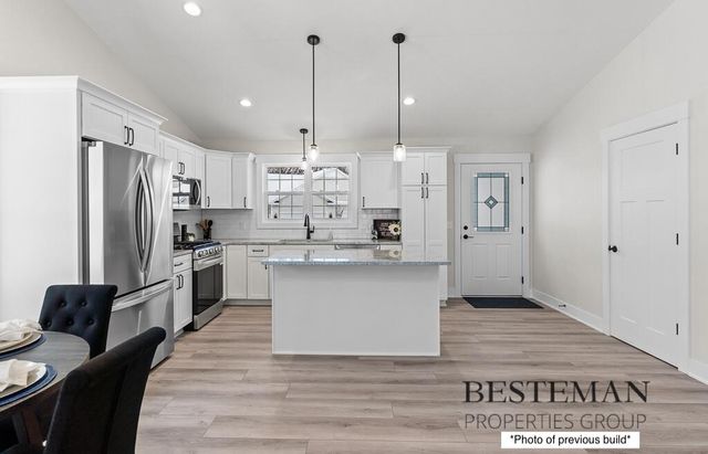 1519 E Addison Way, Muskegon, MI 49445