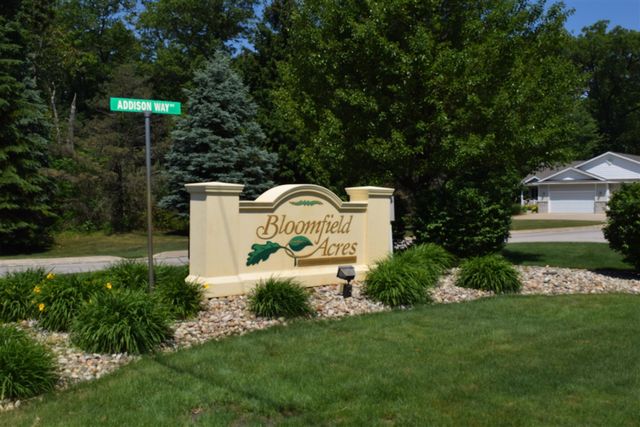 1519 E Addison Way, Muskegon, MI 49445
