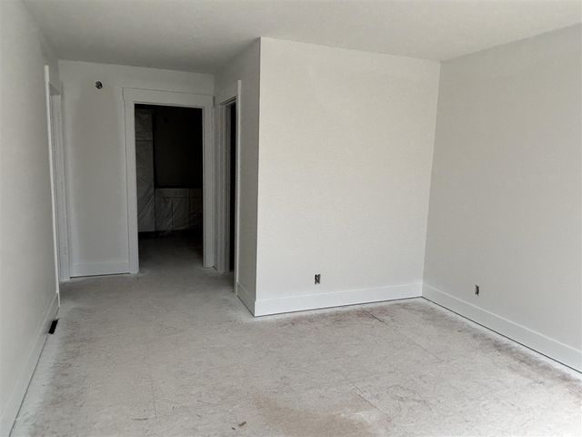 1519 E Addison Way, Muskegon, MI 49445