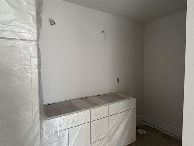 1519 E Addison Way, Muskegon, MI 49445