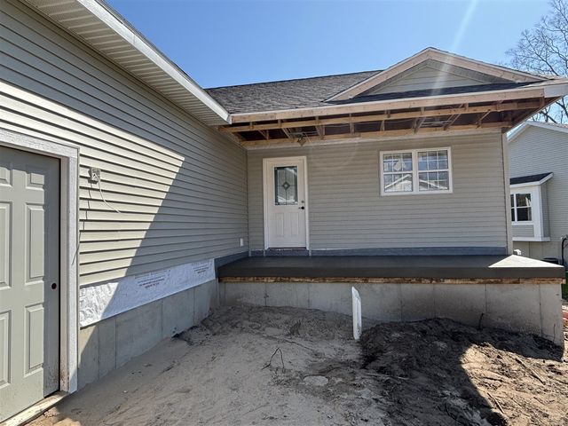 1519 E Addison Way, Muskegon, MI 49445