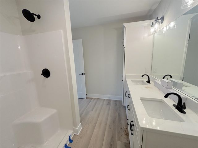 1519 E Addison Way, Muskegon, MI 49445
