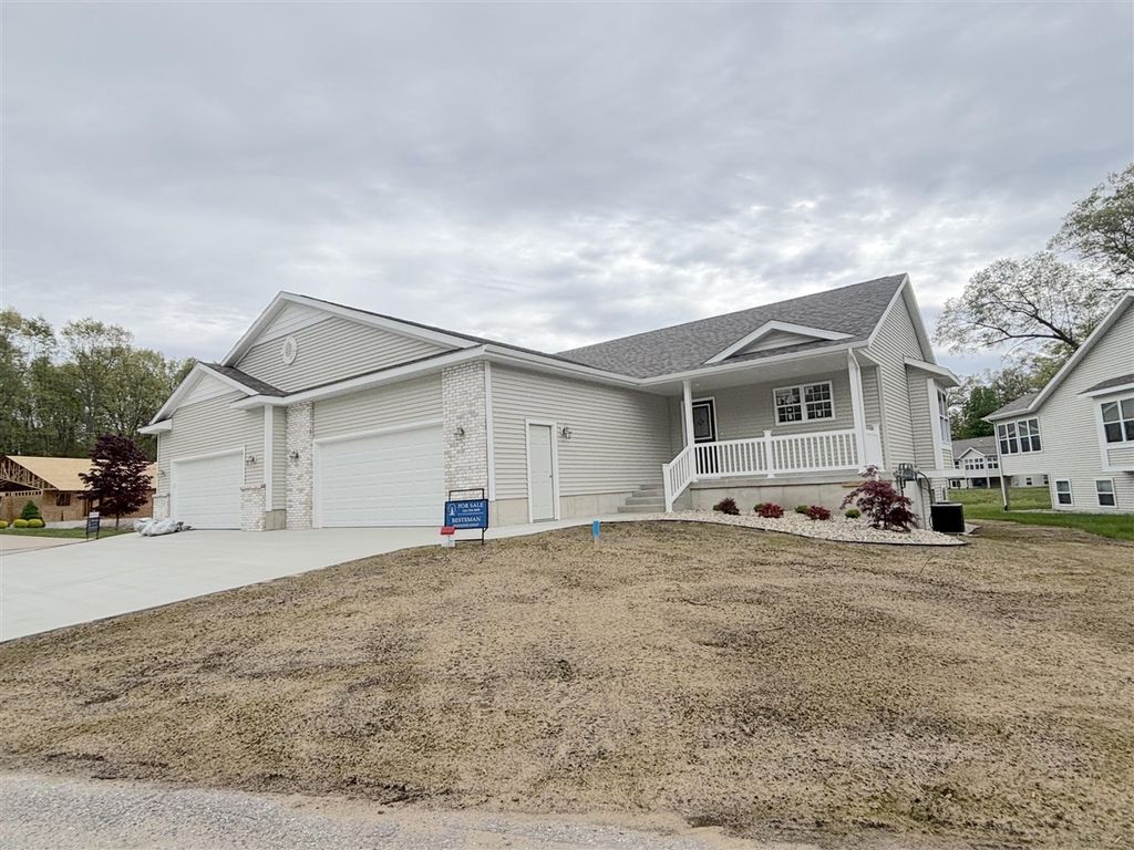 1519 E Addison Way, Muskegon, MI 49445