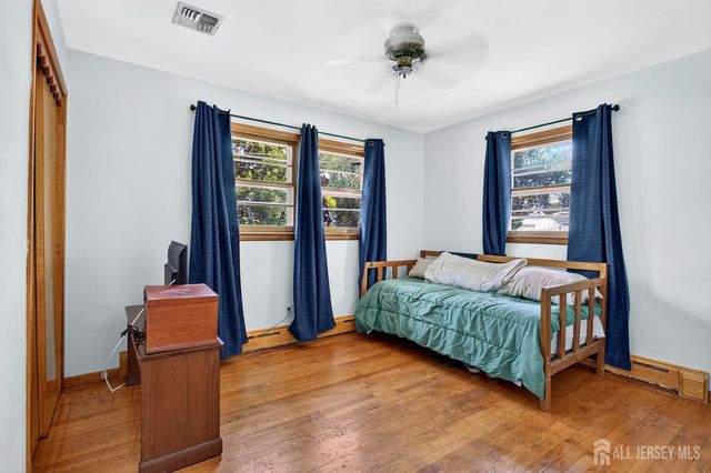 43 Highland Street, East Brunswick, NJ 08816