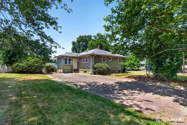 43 Highland Street, East Brunswick, NJ 08816