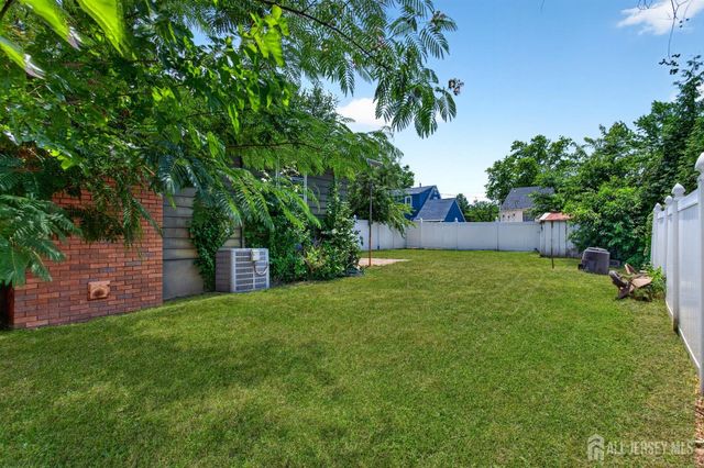 43 Highland Street, East Brunswick, NJ 08816