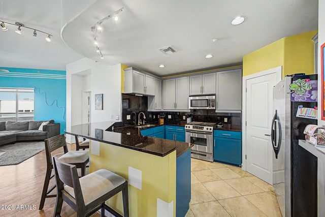 945 E PLAYA DEL NORTE Drive 4009, Tempe, AZ 85281