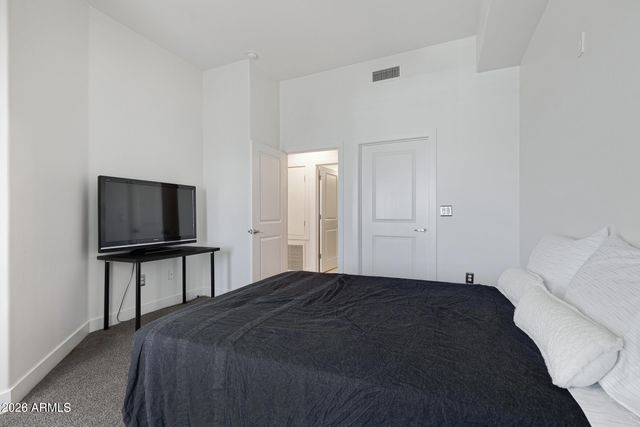 945 E PLAYA DEL NORTE Drive 4009, Tempe, AZ 85281
