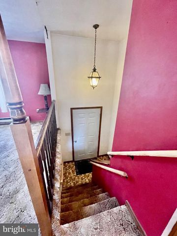 42 HIGHVIEW DR, Hanover, PA 17331