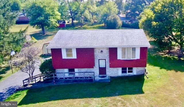 42 HIGHVIEW DR, Hanover, PA 17331