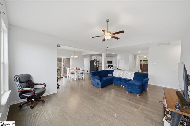 3542 SC Highway 414, Landrum, SC 29356