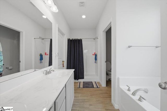 3542 SC Highway 414, Landrum, SC 29356