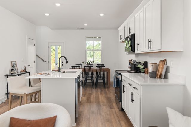 1113 Marlowe Landing, Nashville, TN 37207
