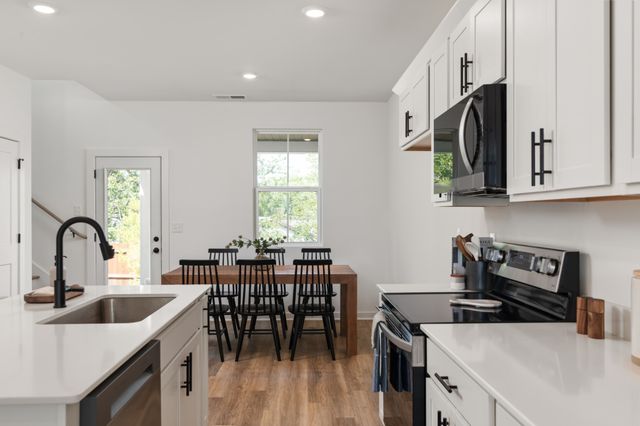 1113 Marlowe Landing, Nashville, TN 37207