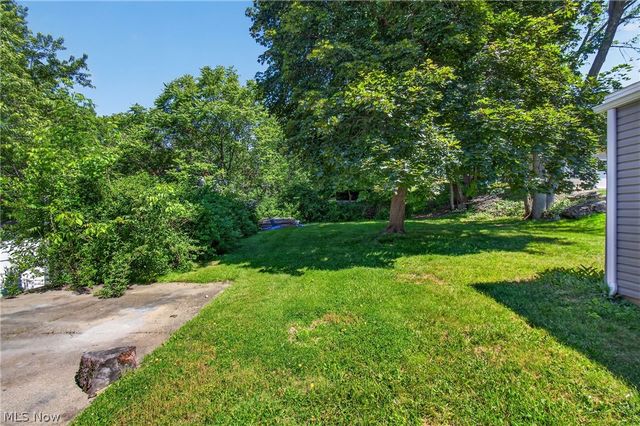 153 Far View Drive SW, North Canton, OH 44720