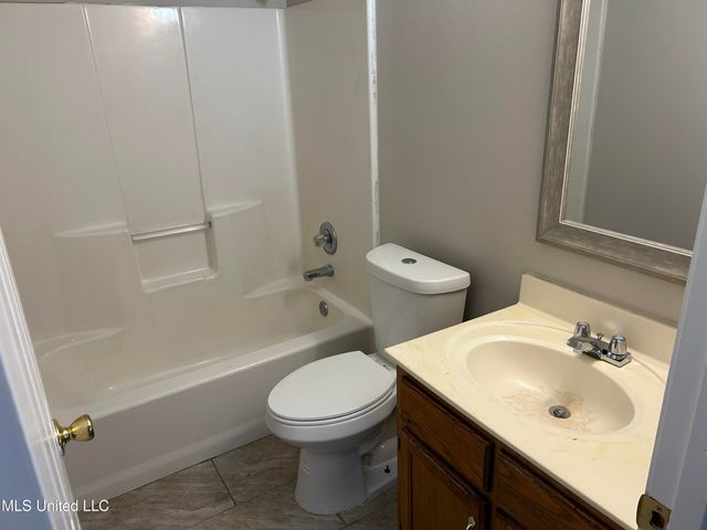 7122 Village Lane, Olive Branch, MS 38654