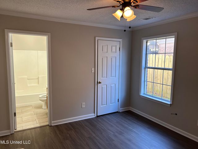 7122 Village Lane, Olive Branch, MS 38654