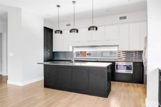 3706 W Beverly Drive, Dallas, TX 75209