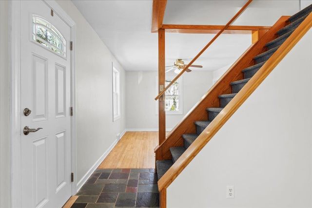15 Abnaki Avenue, Essex Junction, VT 05452