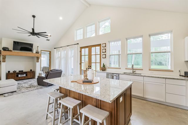 118 Mapleleaf Street, Magnolia, TX 77354