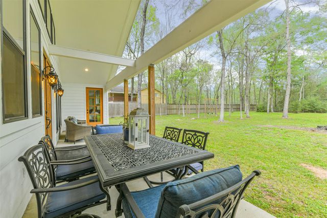 118 Mapleleaf Street, Magnolia, TX 77354