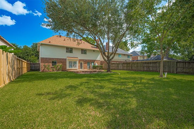 2710 Double Lake Drive, Missouri City, TX 77459