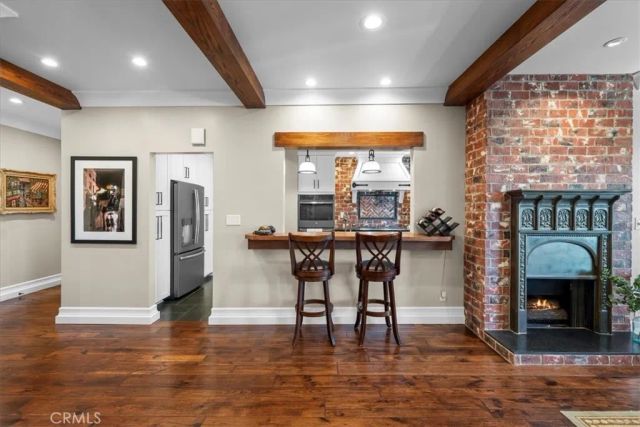 1167 Roxbury Drive 103, Los Angeles, CA 90035