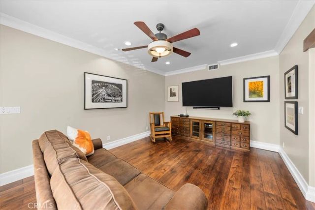 1167 Roxbury Drive 103, Los Angeles, CA 90035