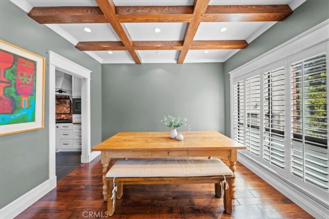 1167 Roxbury Drive 103, Los Angeles, CA 90035