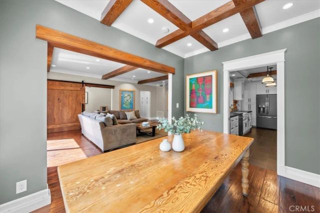 1167 Roxbury Drive 103, Los Angeles, CA 90035