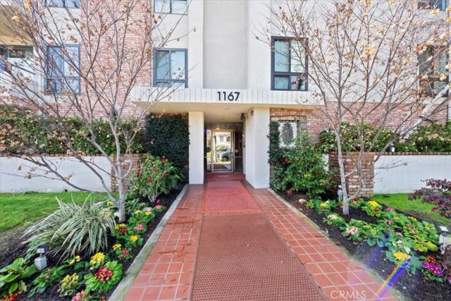 1167 Roxbury Drive 103, Los Angeles, CA 90035