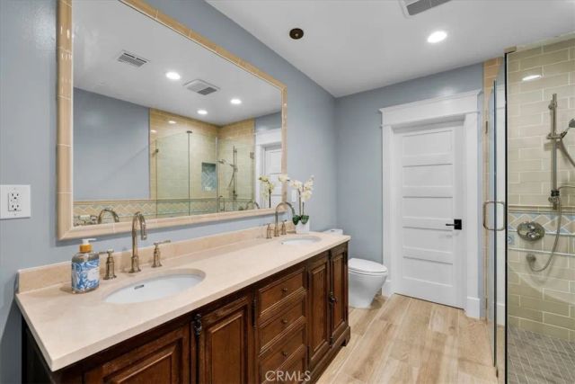 1167 Roxbury Drive 103, Los Angeles, CA 90035