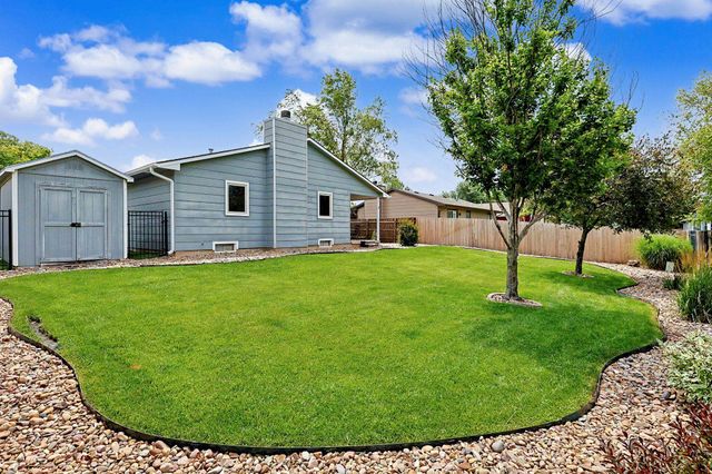 2425 N Amarado St, Wichita, KS 67205