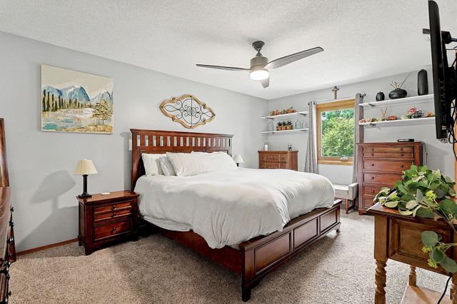 2425 N Amarado St, Wichita, KS 67205