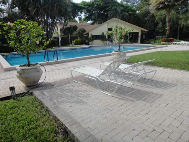 12979 Pennypacker Trail 22, Wellington, FL 33414