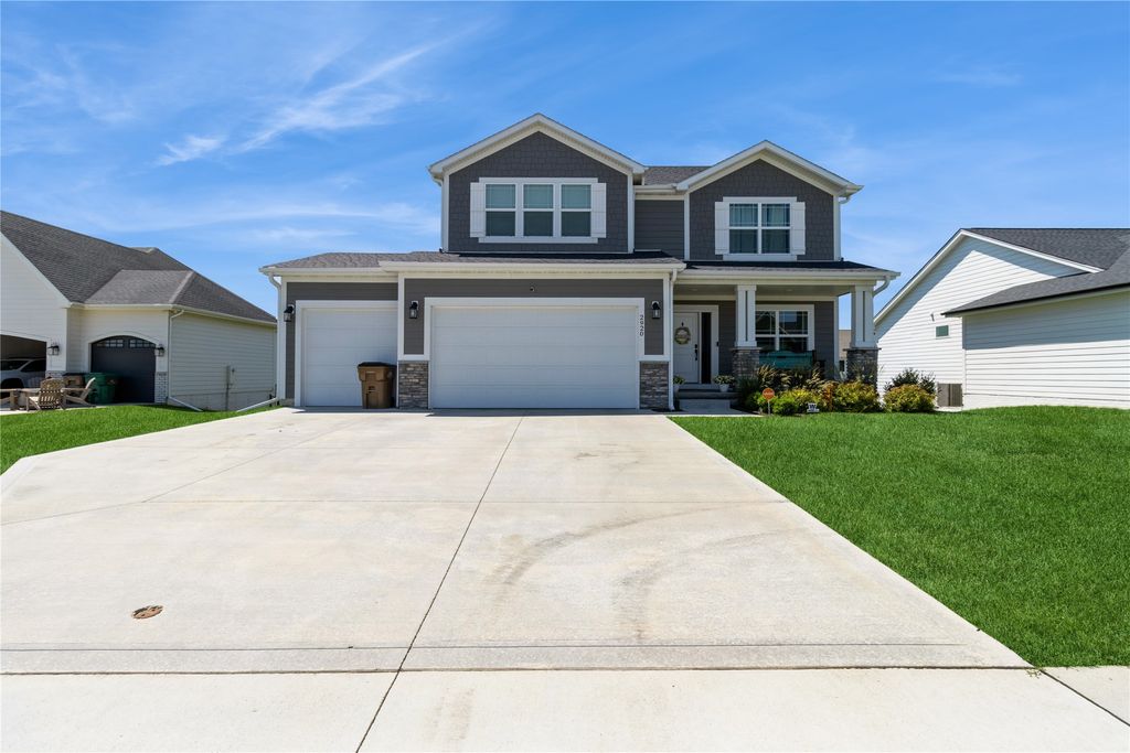 2920 Oak Street, Norwalk, IA 50211