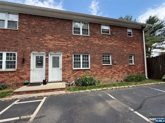 1241 Valley Road 2, Wayne, NJ 07470