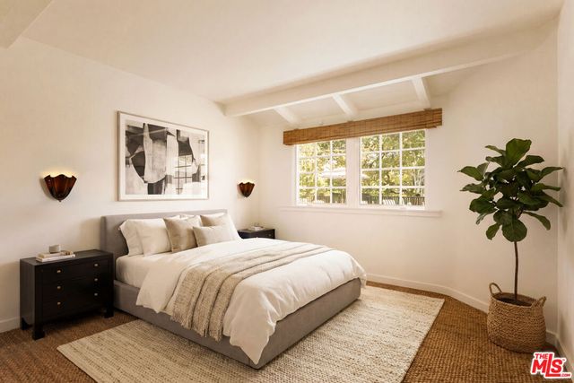 16822 Escalon Drive, Encino, CA 91436