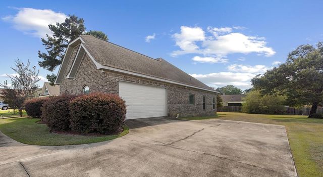 217 Glen Oaks Drive, Dothan, AL 36301