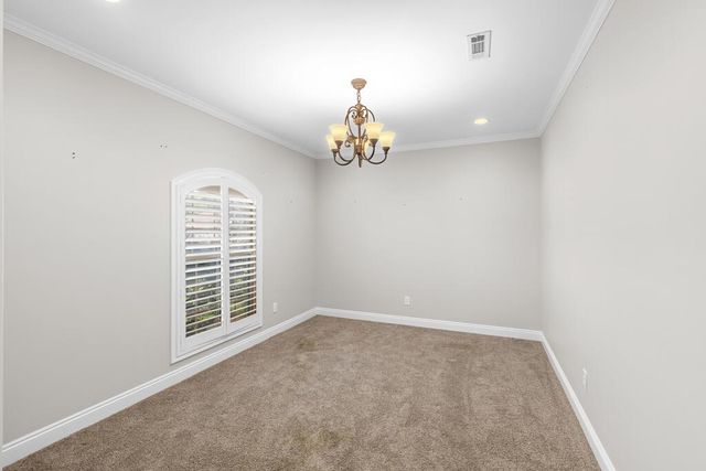 217 Glen Oaks Drive, Dothan, AL 36301
