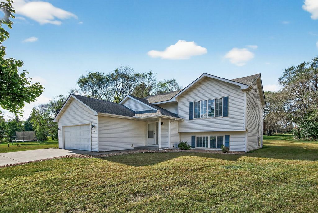 5641 149th Lane NW, Ramsey, MN 55303