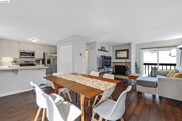 407 407 Vista Heights Rd, El Cerrito, CA 94530