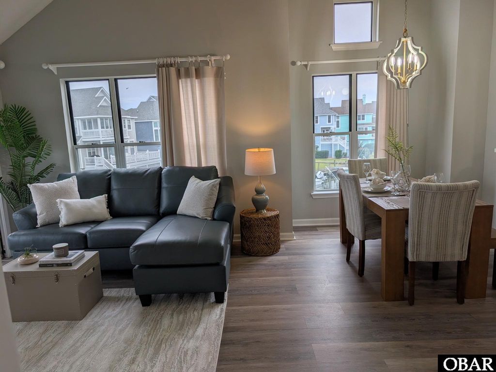 Image 11 of property listing at 421 Pirates Way, Manteo, NC 27954