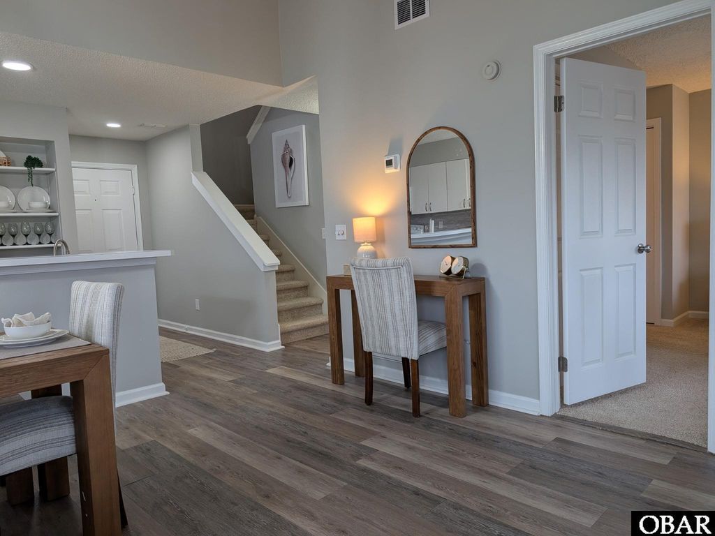 Image 21 of property listing at 421 Pirates Way, Manteo, NC 27954