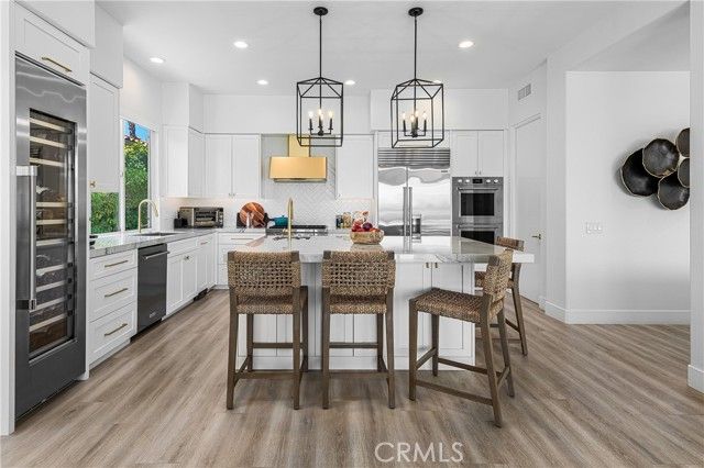 741 Mission Creek Drive, Palm Desert, CA 92211