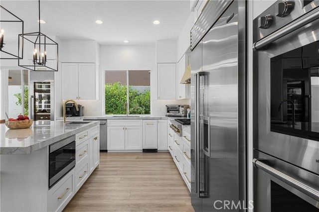 741 Mission Creek Drive, Palm Desert, CA 92211