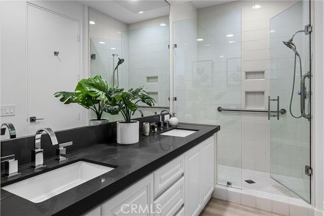 741 Mission Creek Drive, Palm Desert, CA 92211