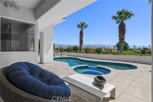 741 Mission Creek Drive, Palm Desert, CA 92211