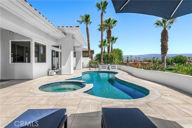 741 Mission Creek Drive, Palm Desert, CA 92211